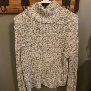 Free People soft roomy sweater...no itchiness here